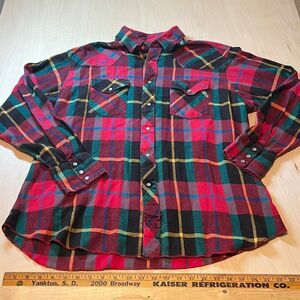Wrangler Western Fashion Plaid Pearl Snap Shirt Size XL‎